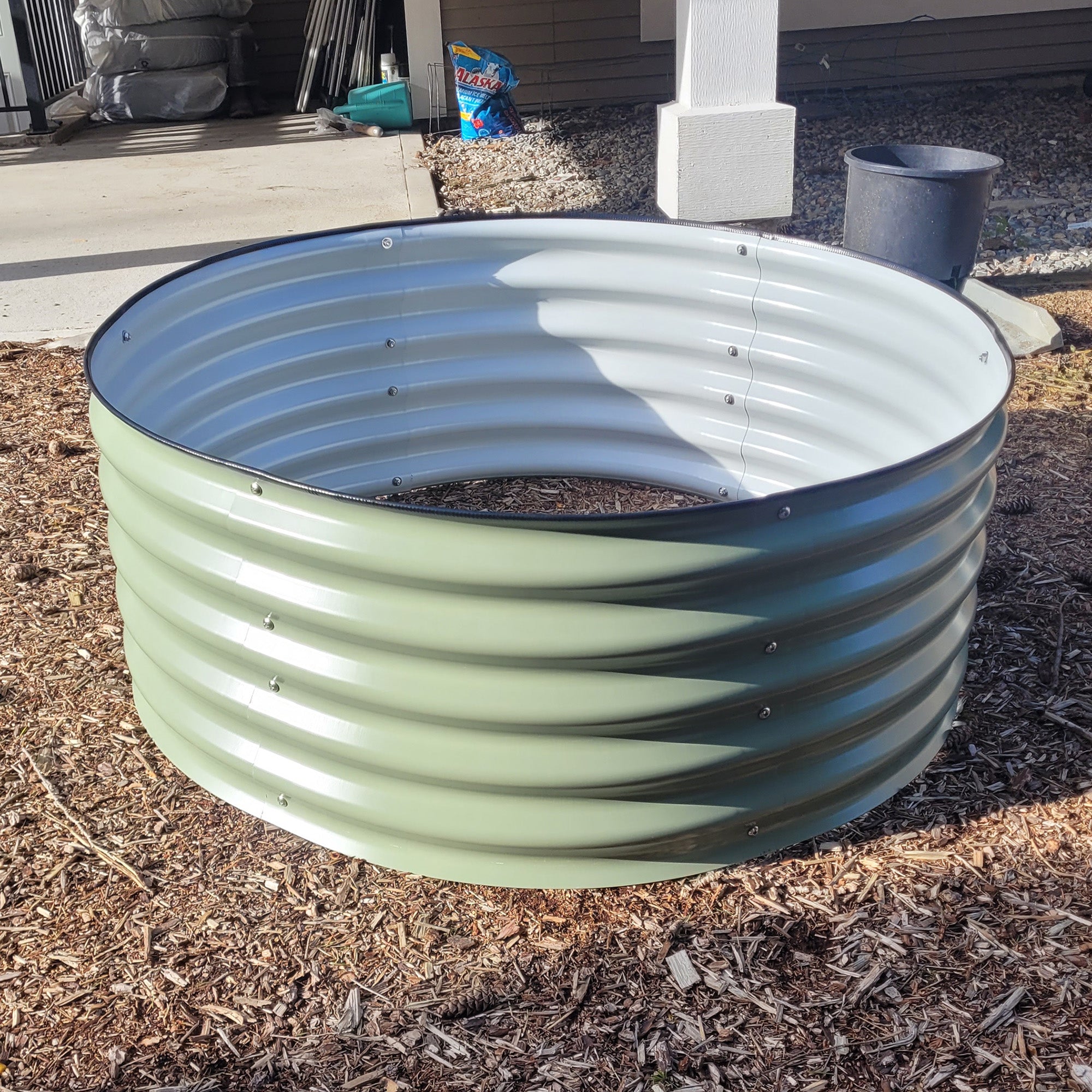 17" Tall Large Round Metal Raised Garden Bed