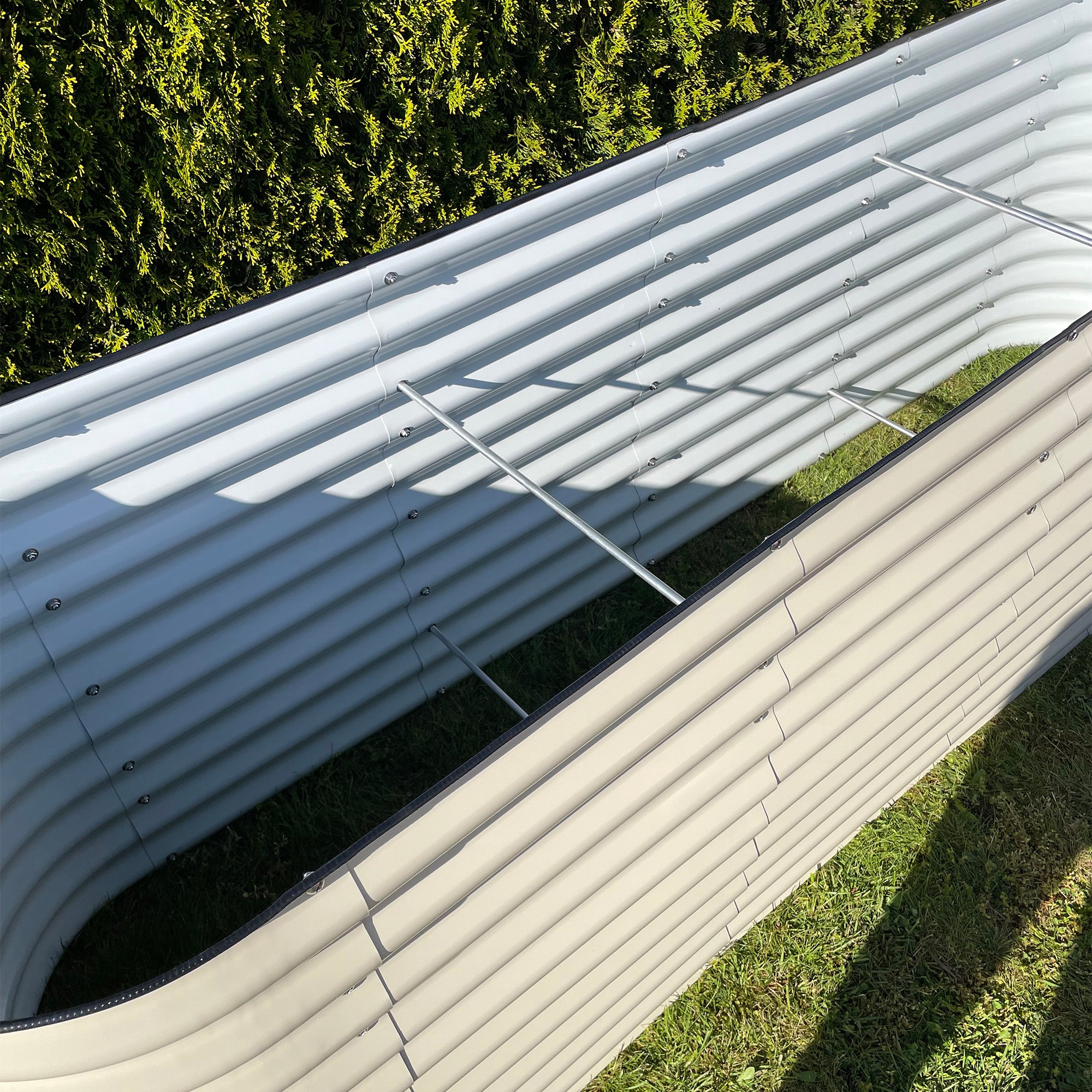 32 inch tall raised garden bed close-up showing Aluzinc steel panel quality